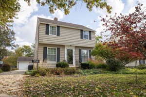 featured image of 6853 Parma Park Blvd #1