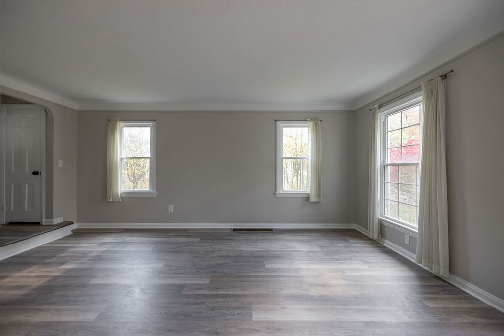 6853 Parma Park Blvd #1 - Photo 6 of 10