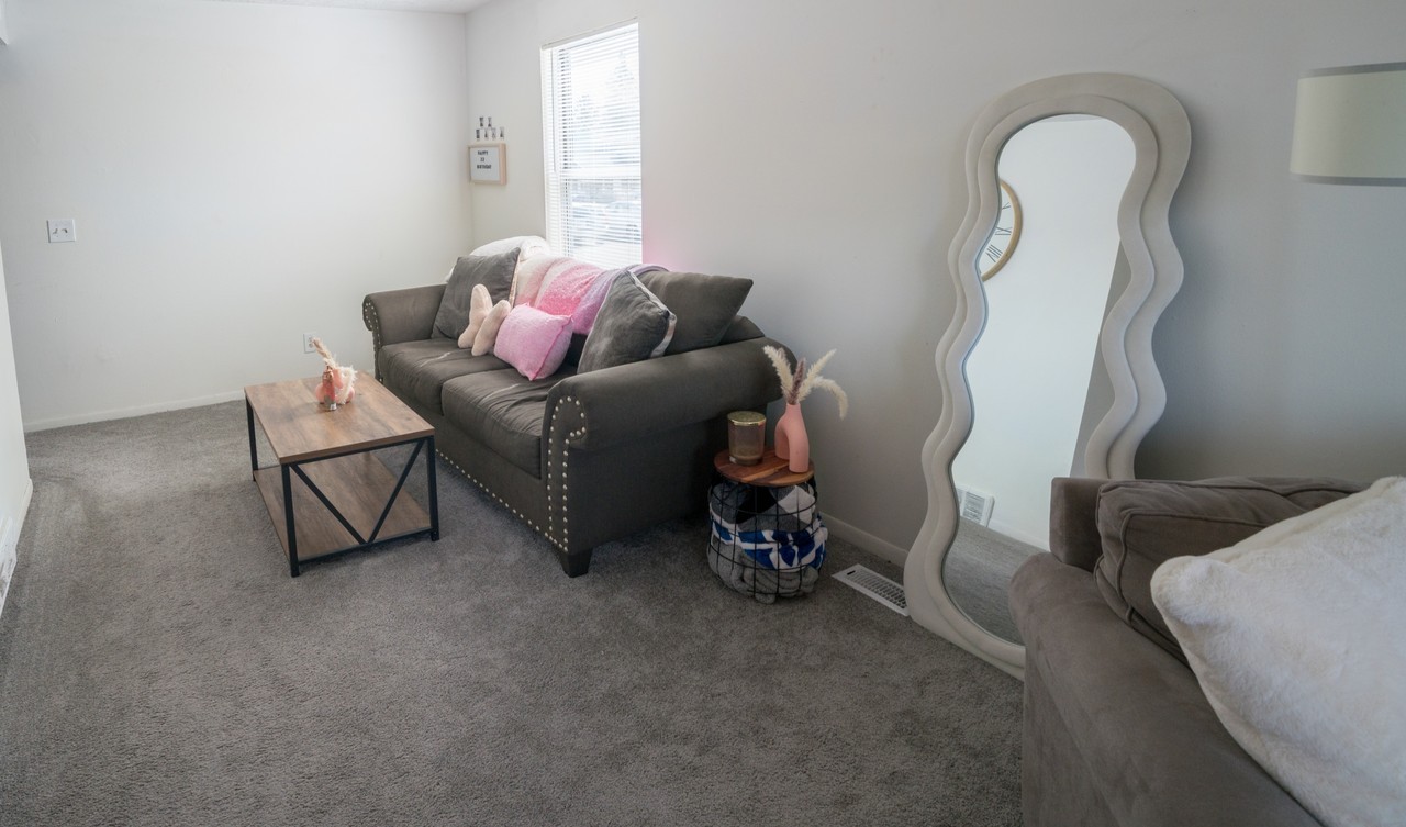 909 Burcham Dr #909 - Photo 3 of 23