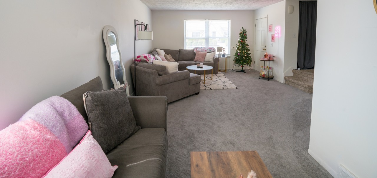 909 Burcham Dr #909 - Photo 4 of 23