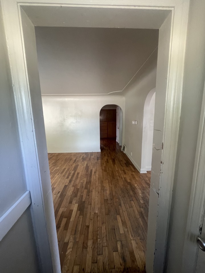 574 Stoddard Ave #1 - Photo 3 of 22