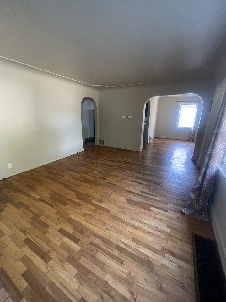 574 Stoddard Ave #1 - Photo 4 of 22