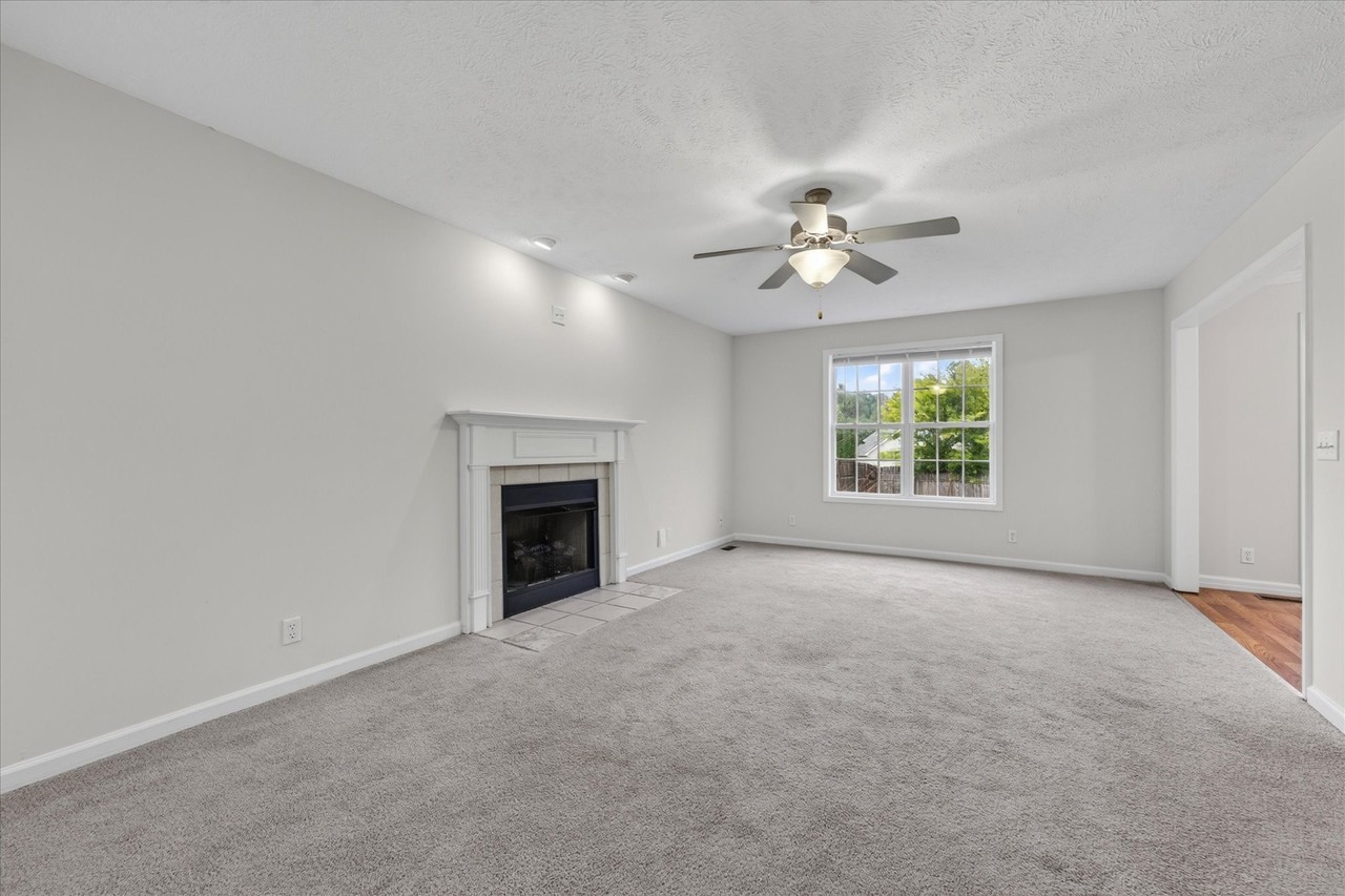2785 Ridgepole Dr #1 - Photo 5 of 28