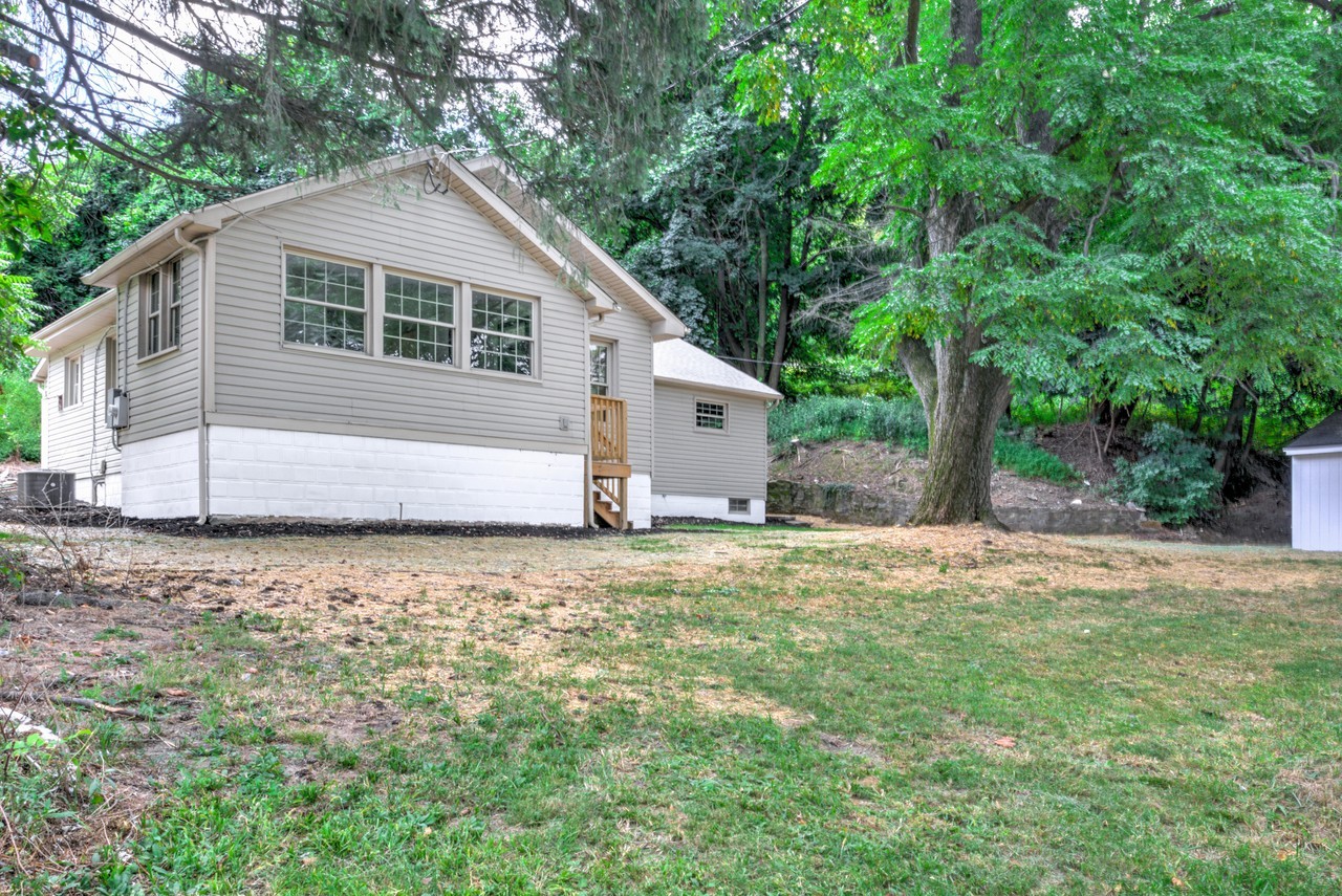 2560 Iron Springs Rd #1 - Photo 3 of 37
