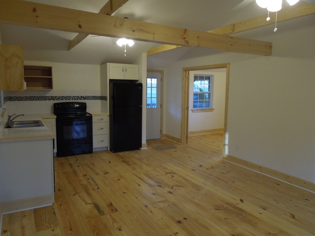 225 Edenburg St #1 - Photo 3 of 10