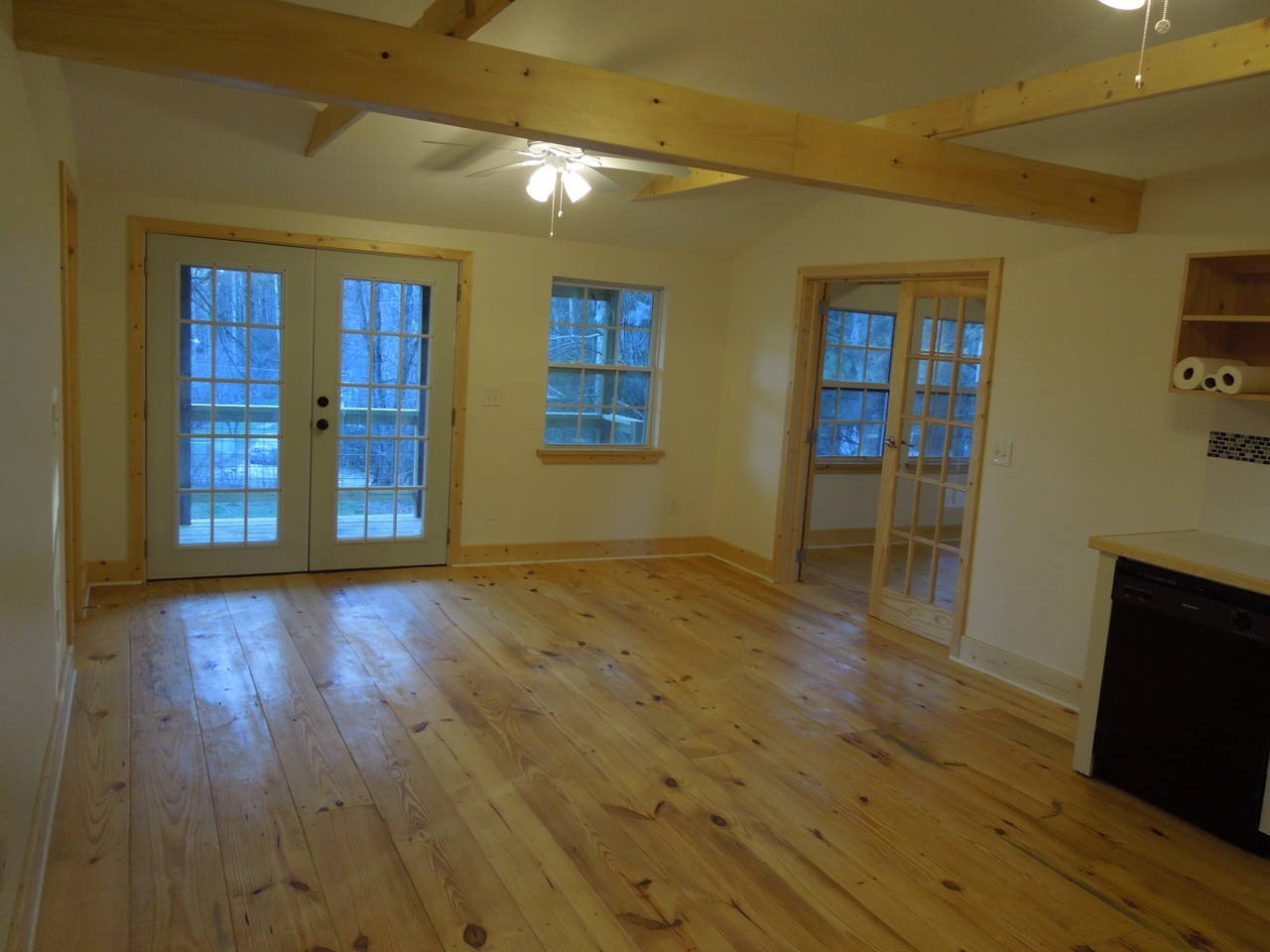 225 Edenburg St #1 - Photo 5 of 10