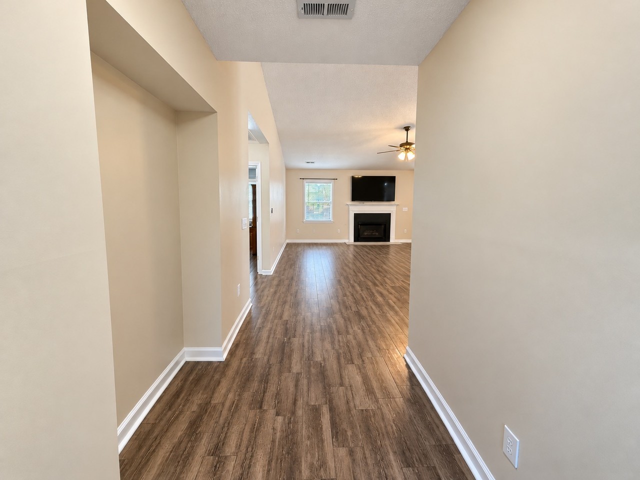 106 Pheasant Ridge Dr #1 - Photo 2 of 28