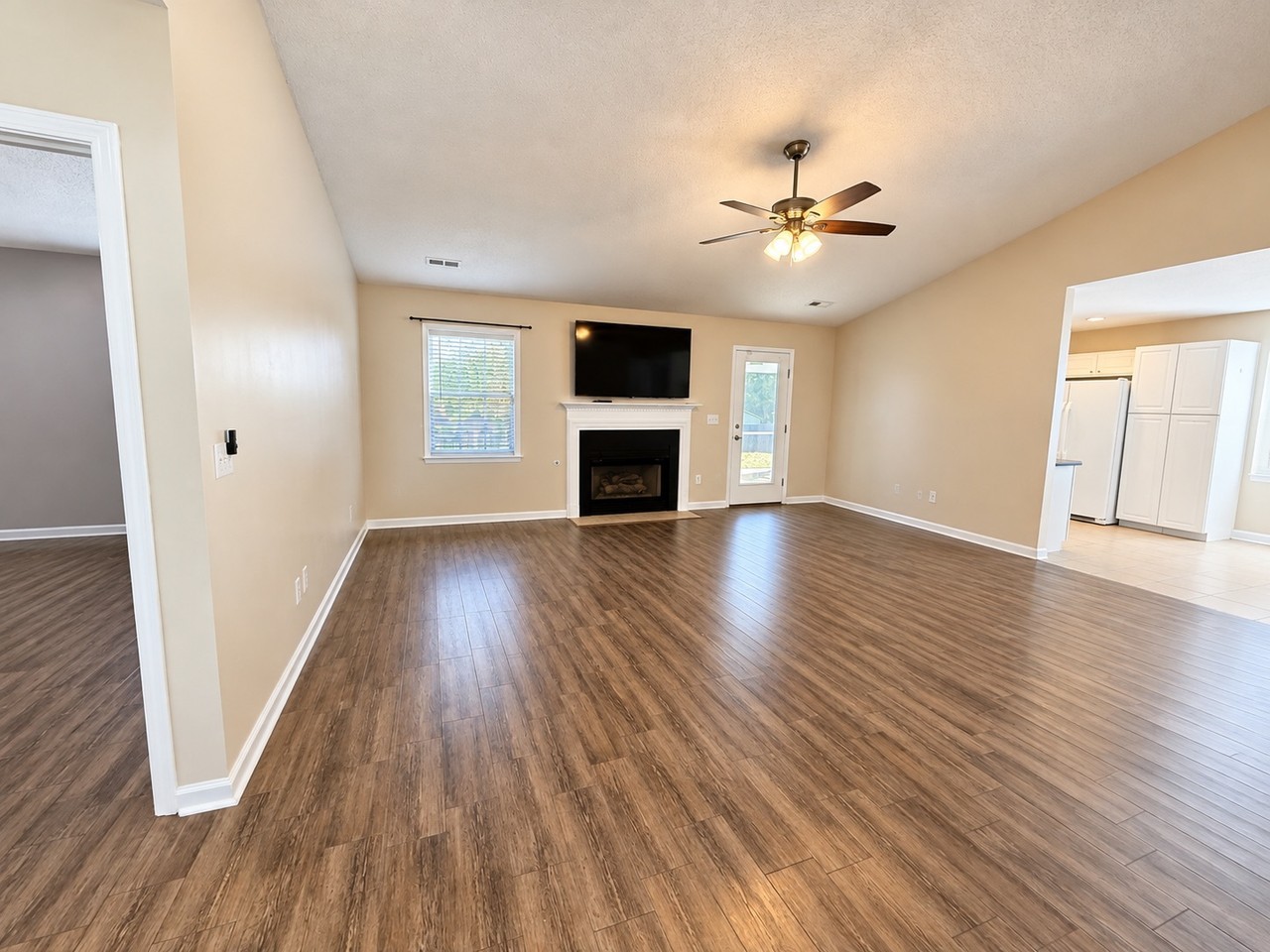 106 Pheasant Ridge Dr #1 - Photo 3 of 28