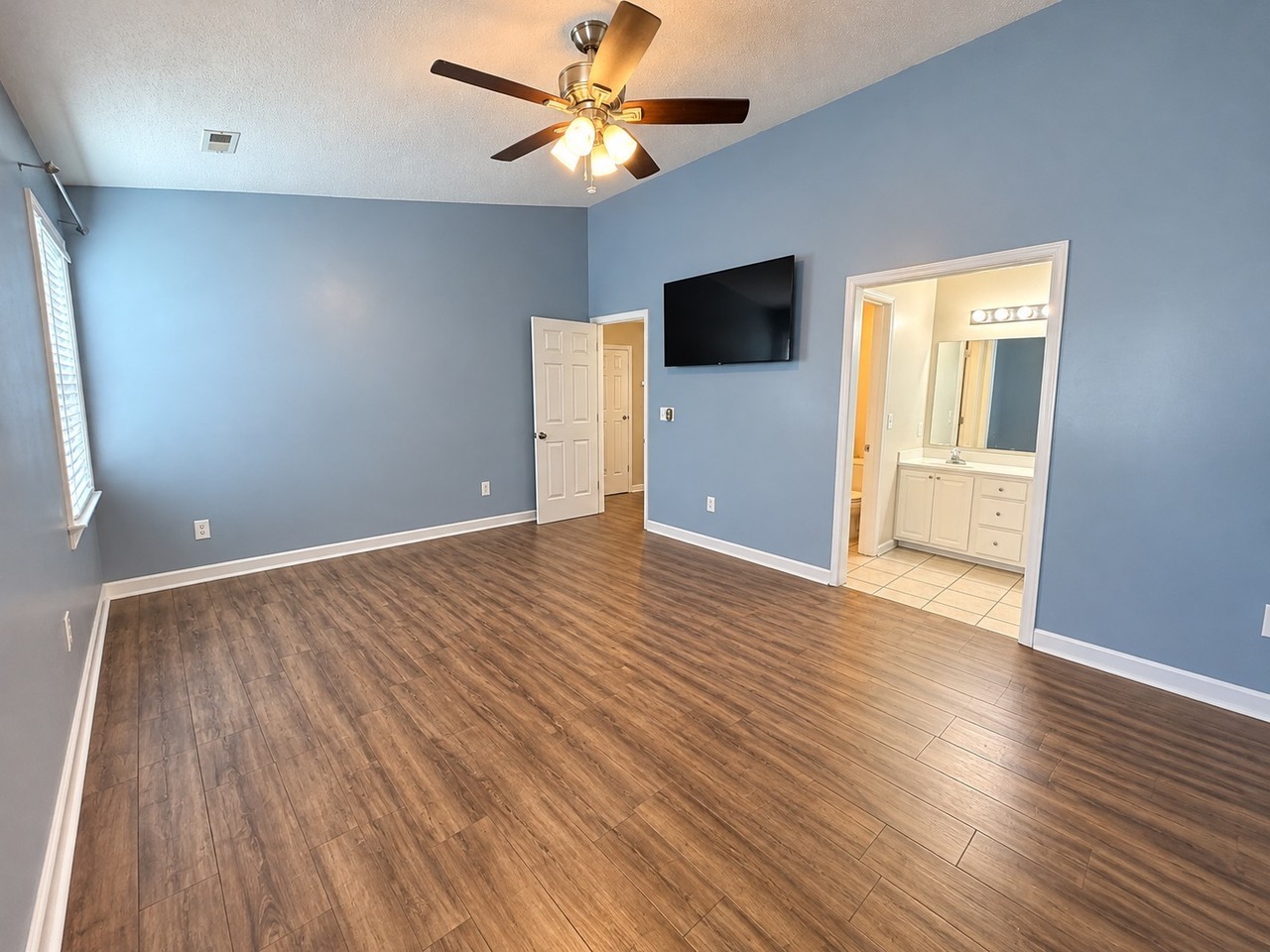 106 Pheasant Ridge Dr #1 - Photo 5 of 28