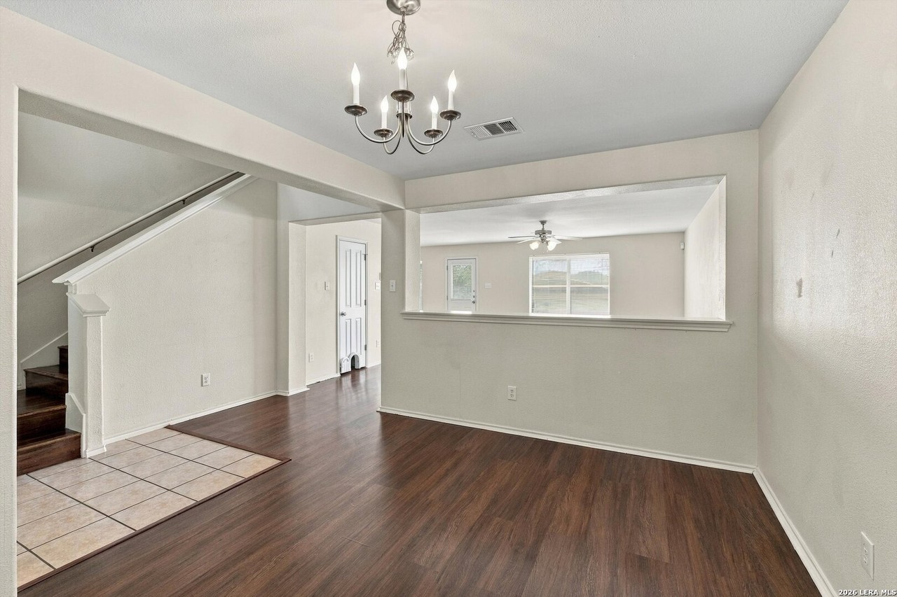 5115 Fountain Hl #1 - Photo 3 of 14
