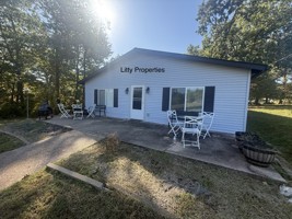 featured image of 2229 Central Blvd #1