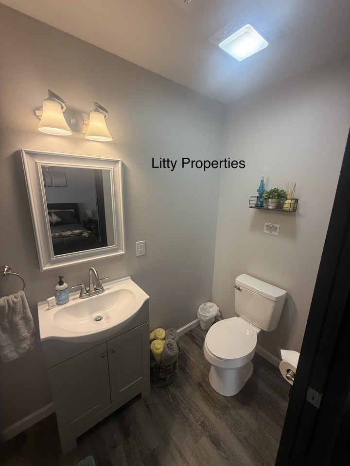 2229 Central Blvd #1 - Photo 7 of 12