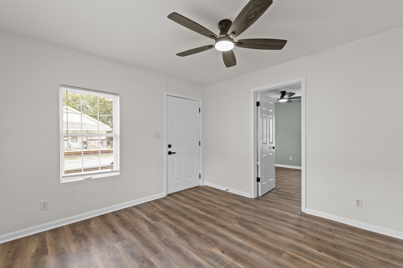509 Kissimmee Ave #1 - Photo 7 of 23