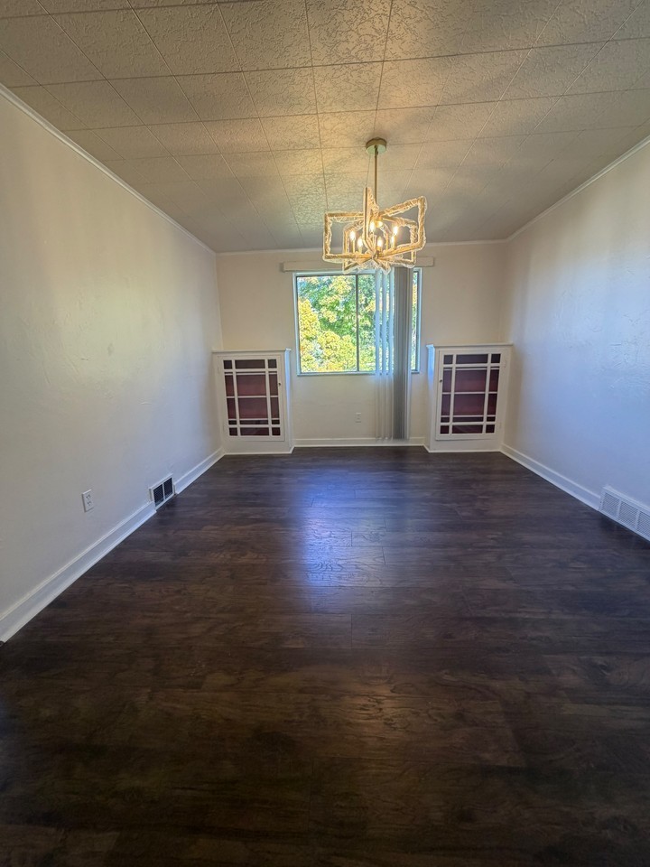 1141 Lincoln Way #1 - Photo 7 of 10