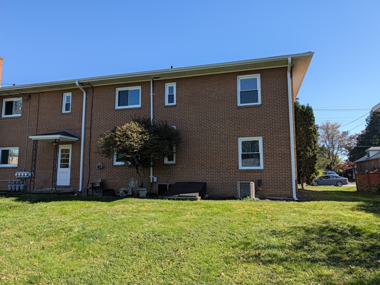 1619 Edgar Ave #1619D - Photo 2 of 18