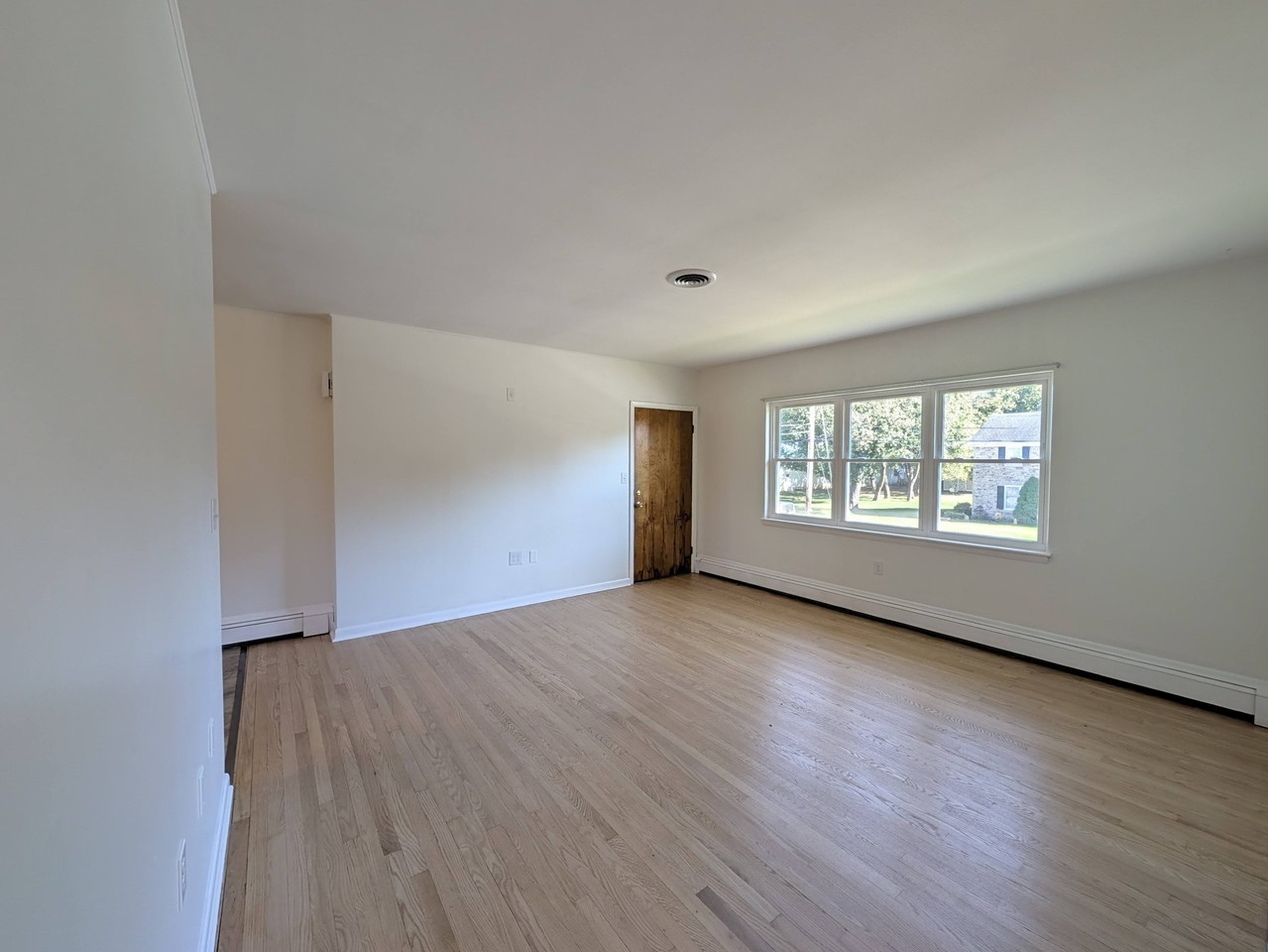 1619 Edgar Ave #1619D - Photo 4 of 18