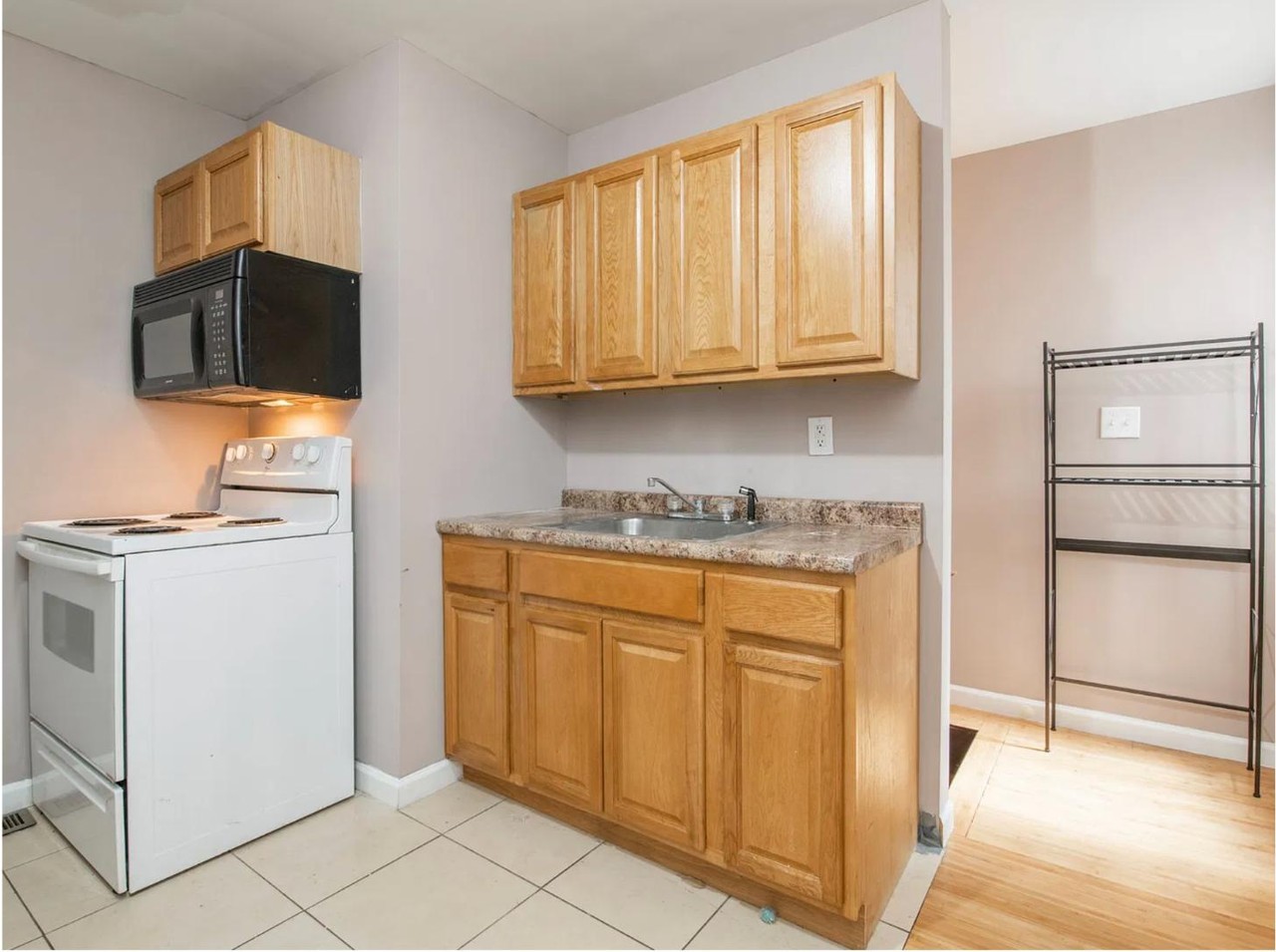 1745 N Willington St - Photo 3 of 25