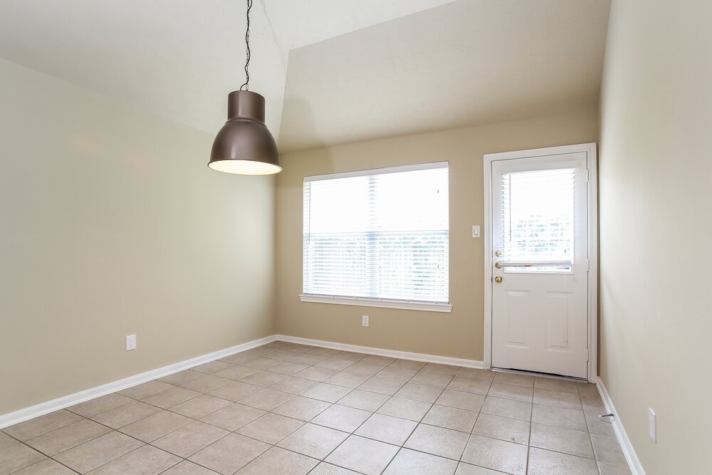 11119 Creekline Green Ct - Photo 6 of 21