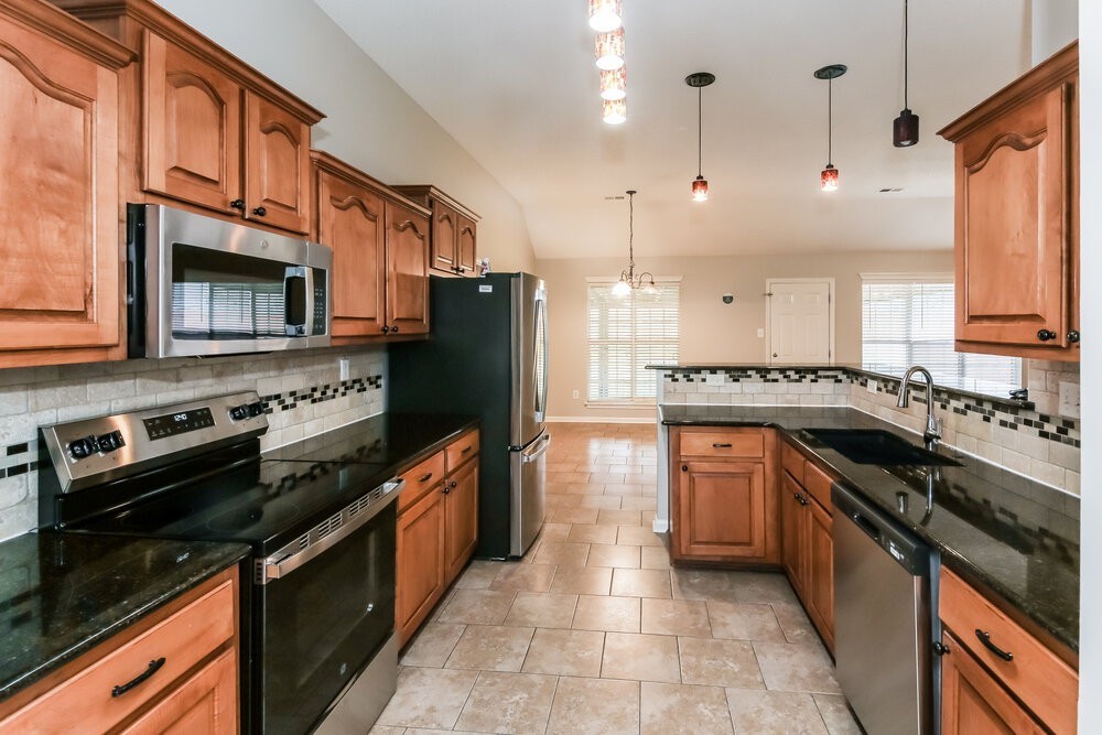 5704 Deer Ridge Dr - Photo 4 of 17