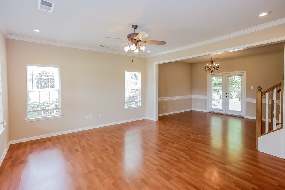9296 Mcclendon Cir N - Photo 4 of 17