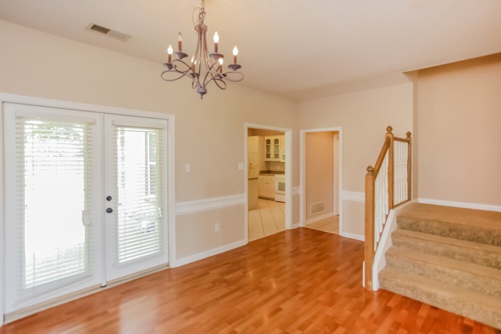 9296 Mcclendon Cir N - Photo 6 of 17