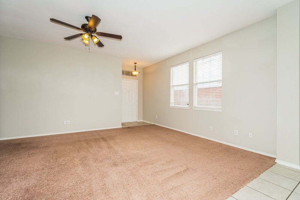 7800 Hidden Path Ln - Photo 4 of 16