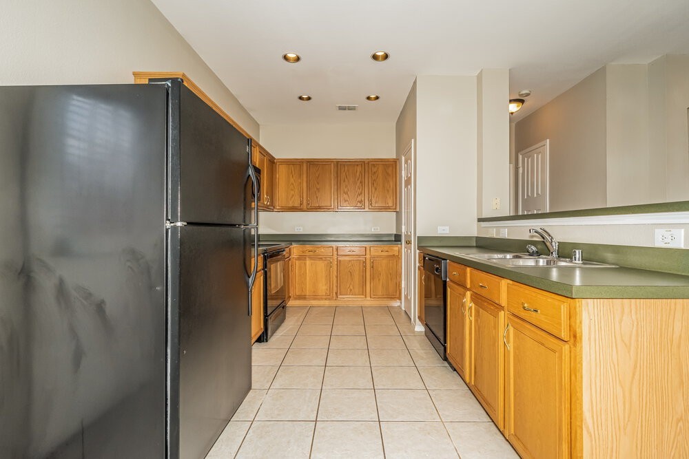 7800 Hidden Path Ln - Photo 7 of 16
