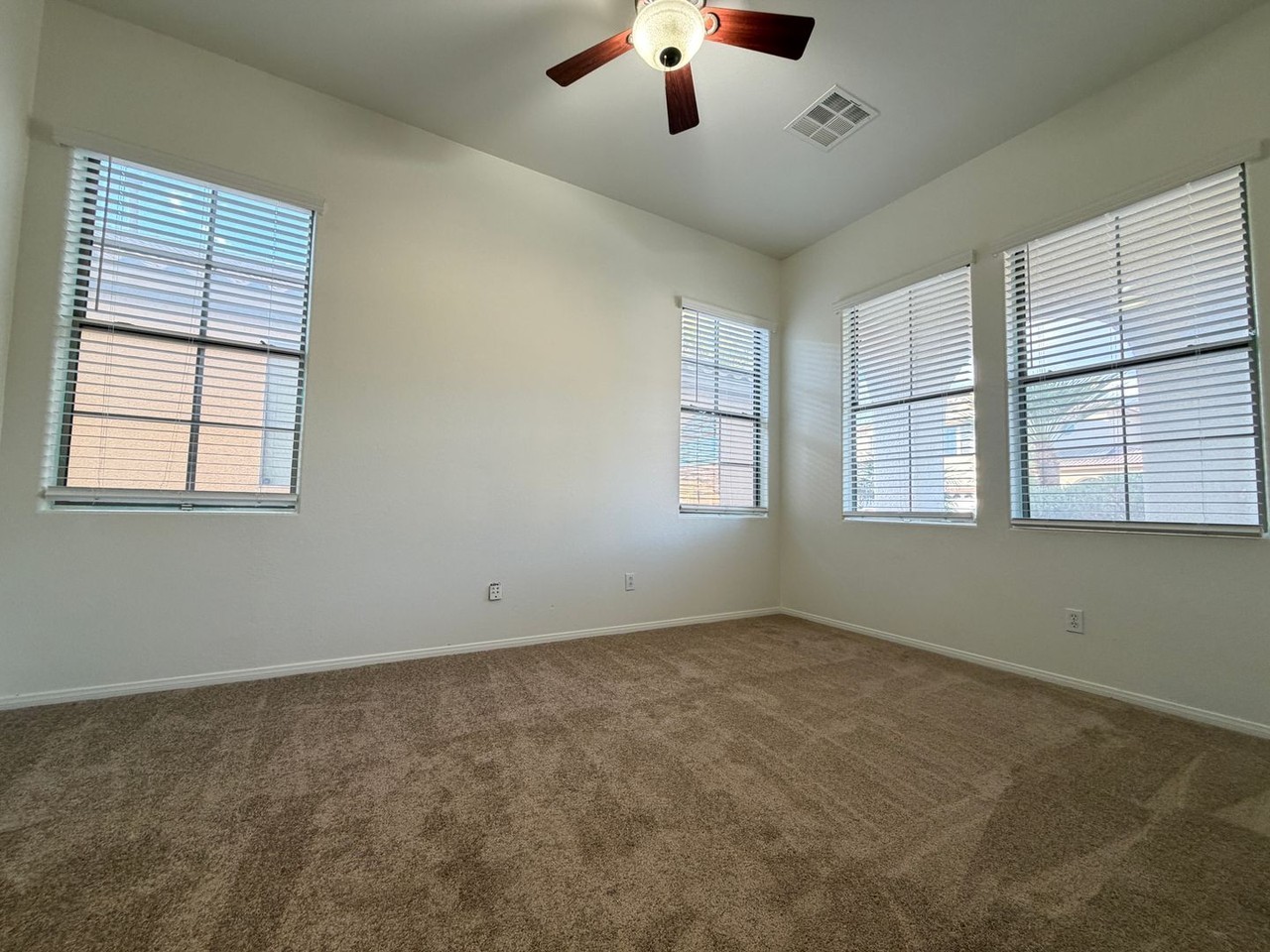 5857 Casa Coronado Ave - Photo 3 of 28