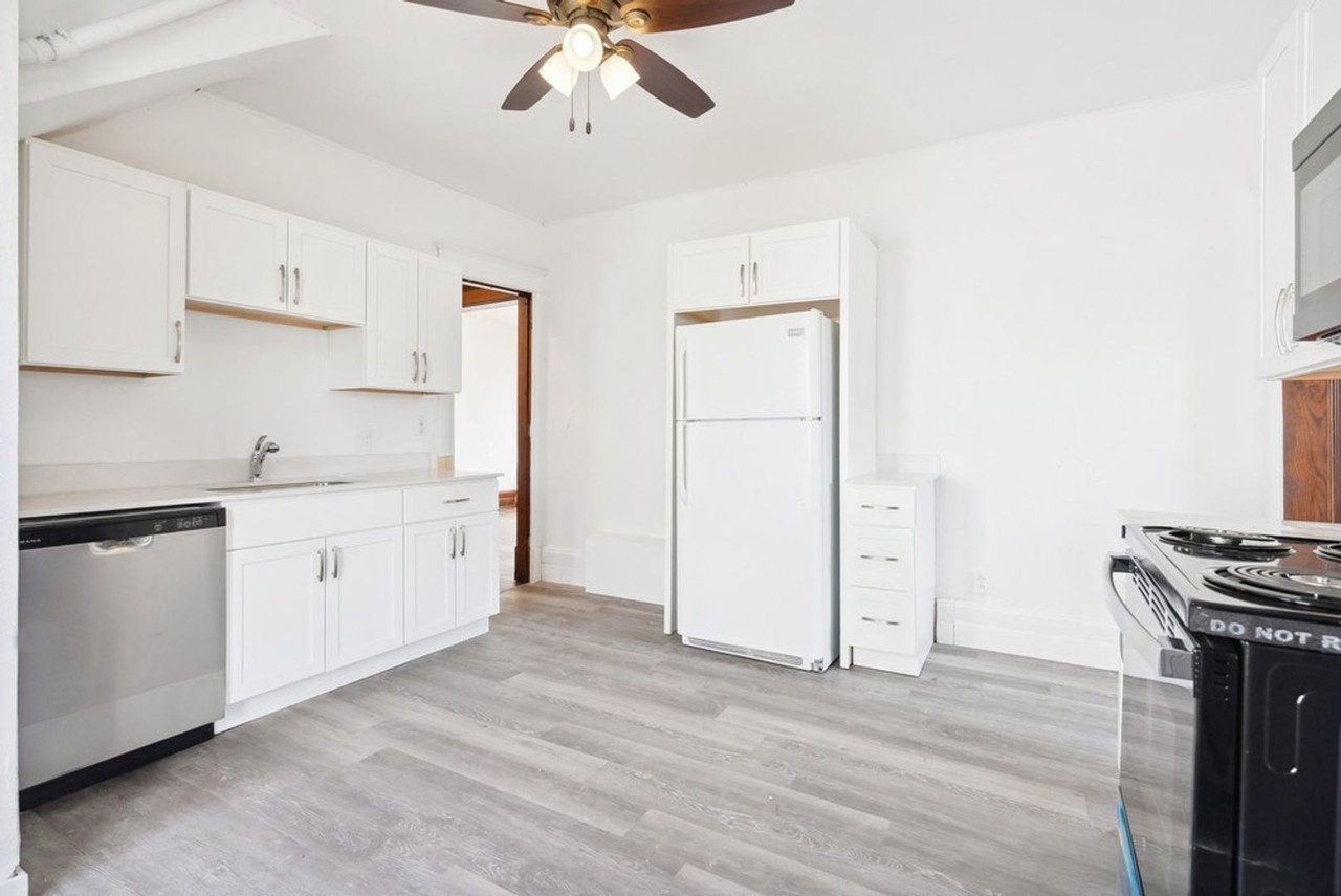 246 Western Ave - Photo 7 of 22