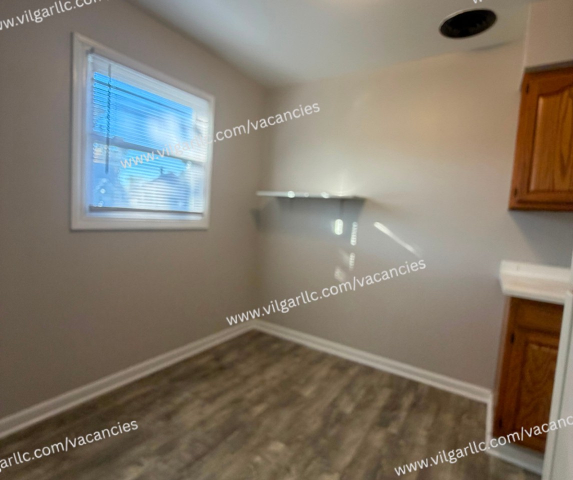 7407 Alexander Ave - Photo 7 of 29