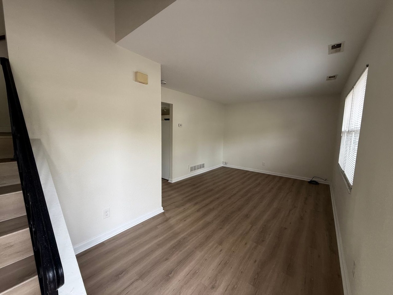 2510 Elm Dr #B - Photo 2 of 17