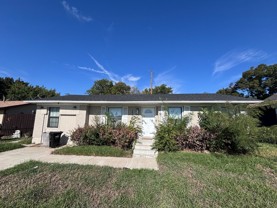 1715 Crestridge Dr - Photo 1 of 1