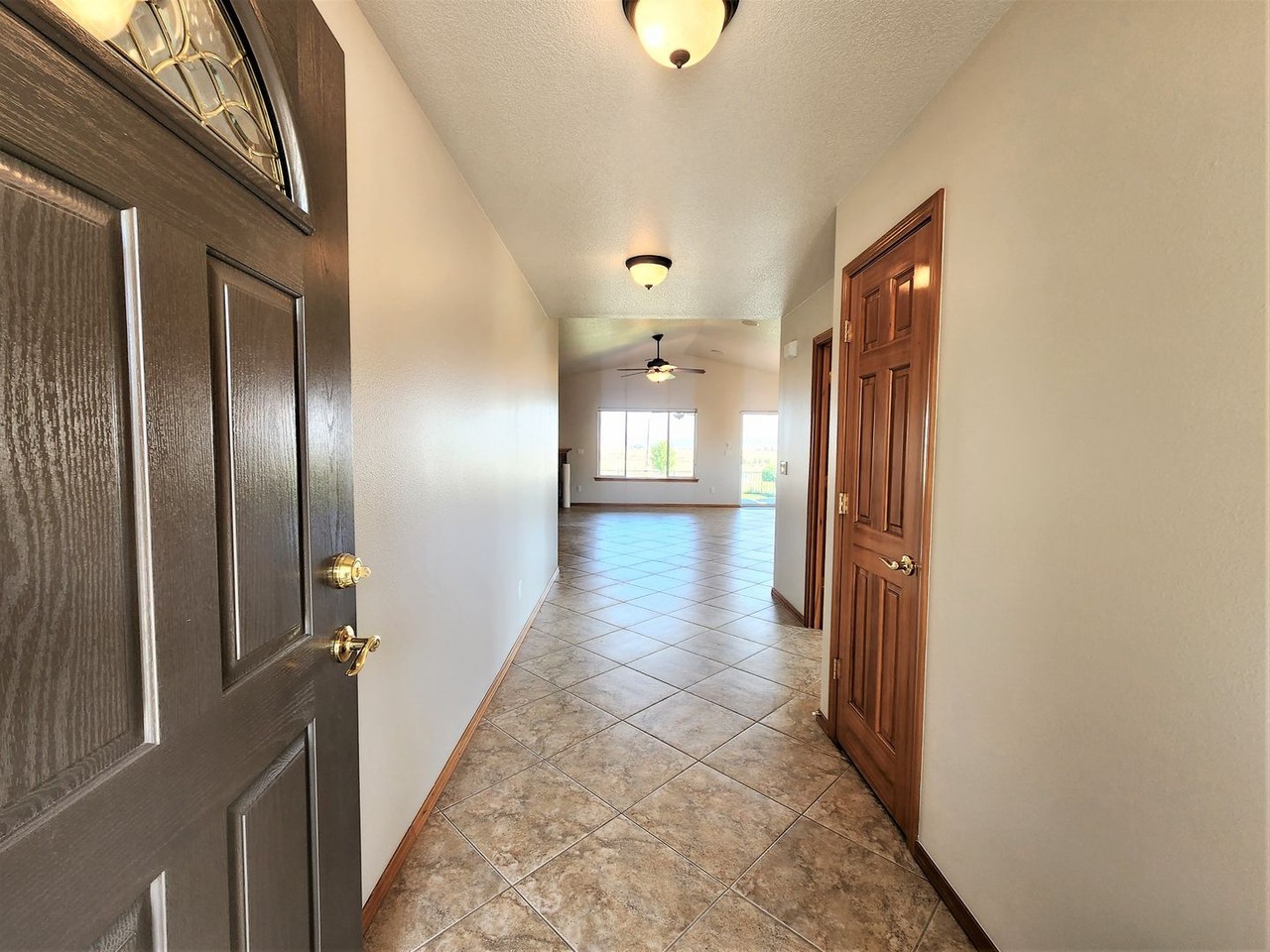 2680 Sandpiper Loop - Photo 3 of 47