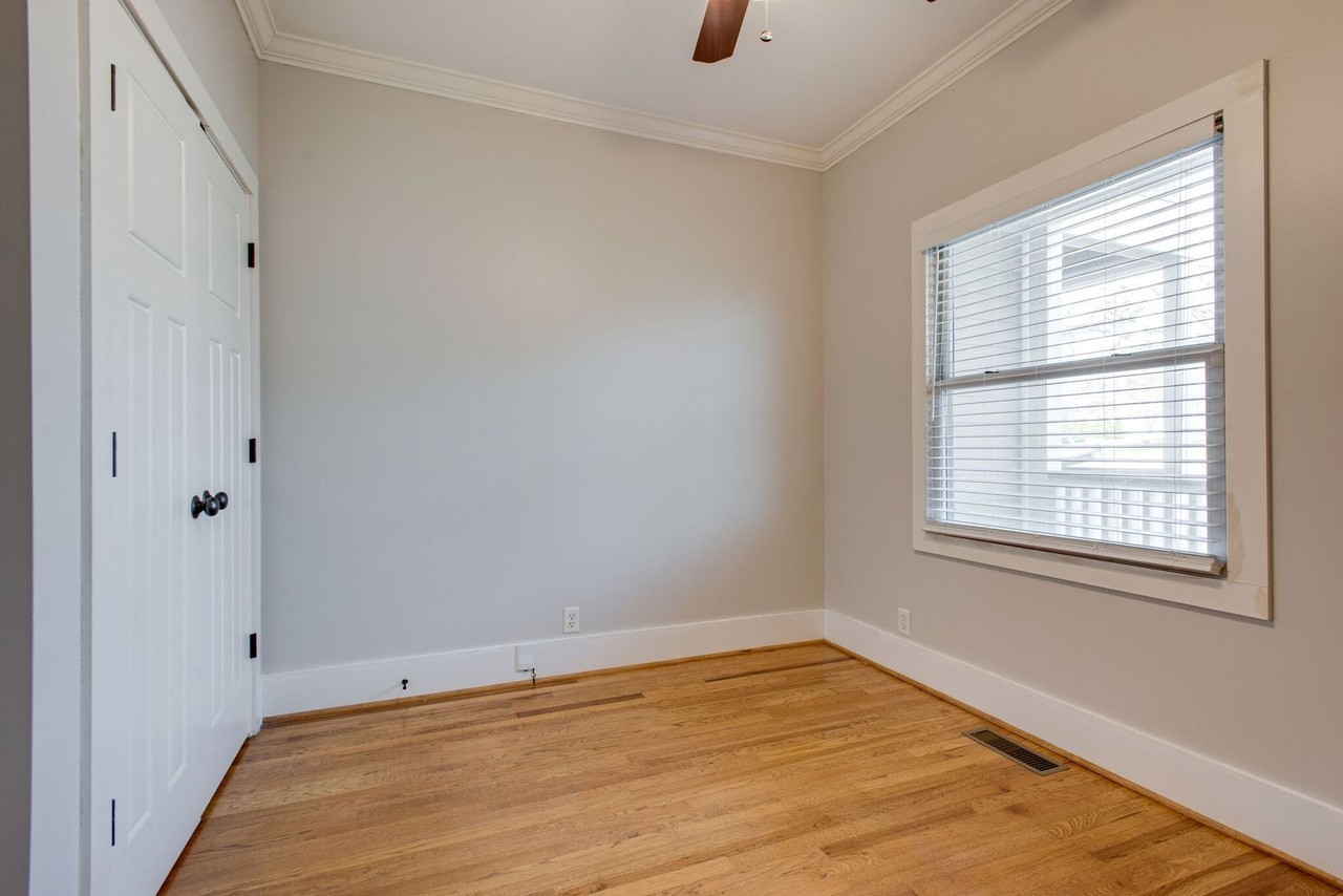 4517 Michigan Ave - Photo 6 of 26
