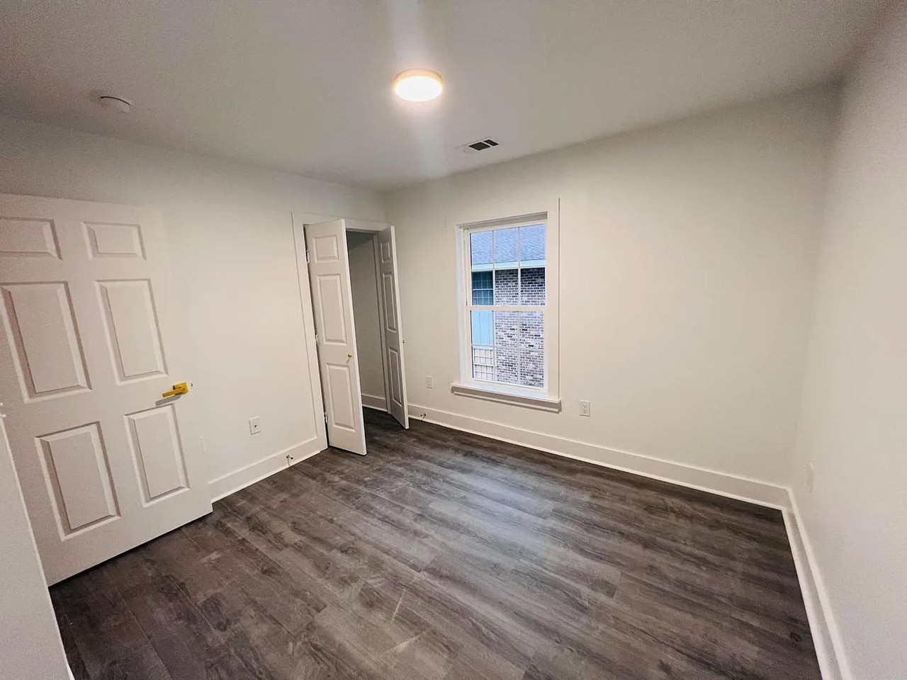 7111 Porcher Dr - Photo 3 of 21