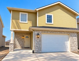featured image of 221 Kelly Ln
