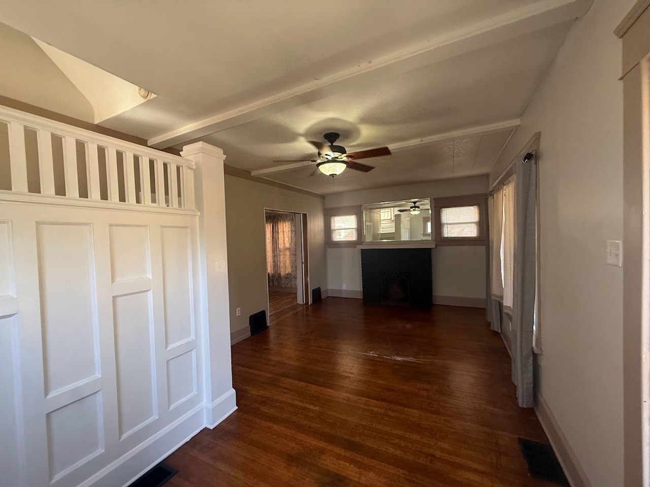 637 Harrison Ave Sw - Photo 2 of 14