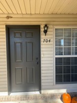 702 Cedar St - Photo 1 of 1