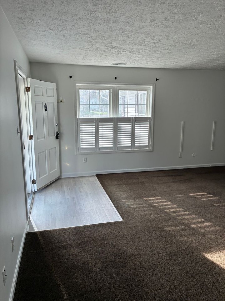 3406 S Westminster Way - Photo 5 of 25