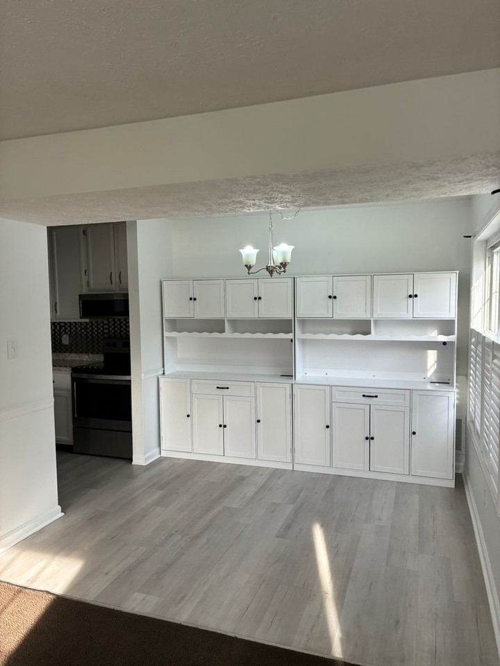3406 S Westminster Way - Photo 6 of 25