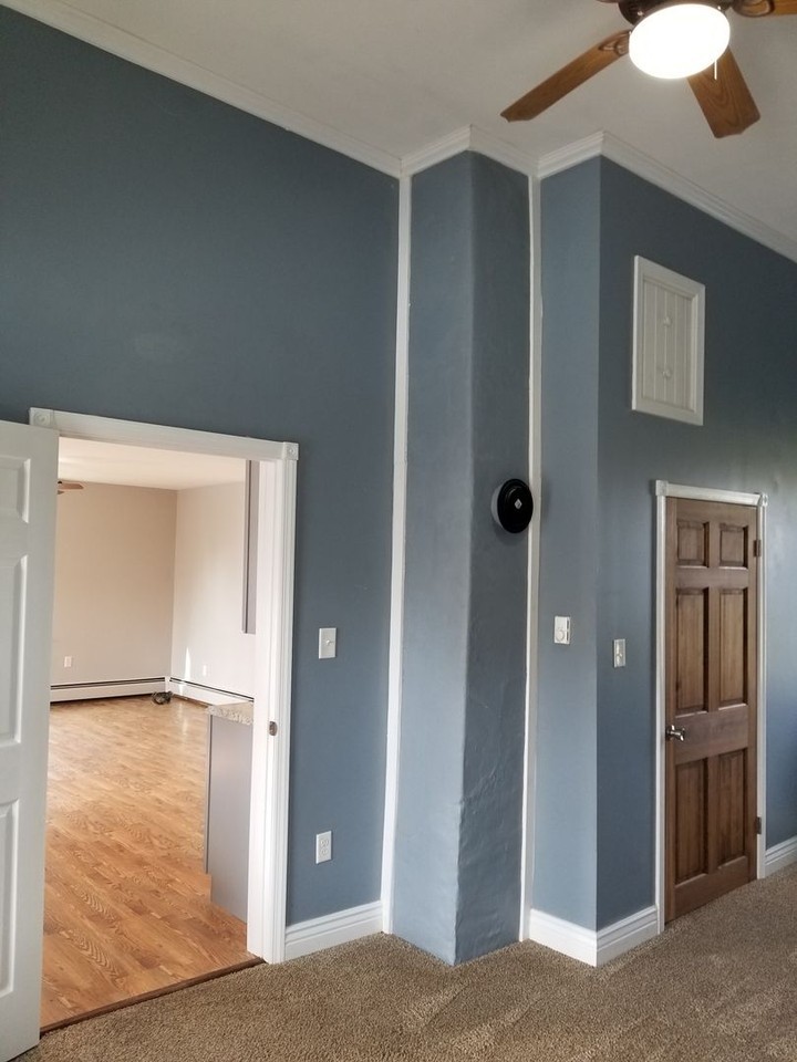 5961 Altenwald Rd - Photo 5 of 31