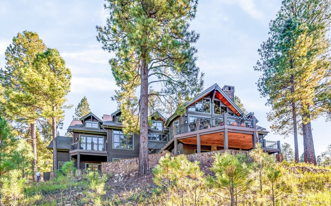 1607 E Morgan Run Dr