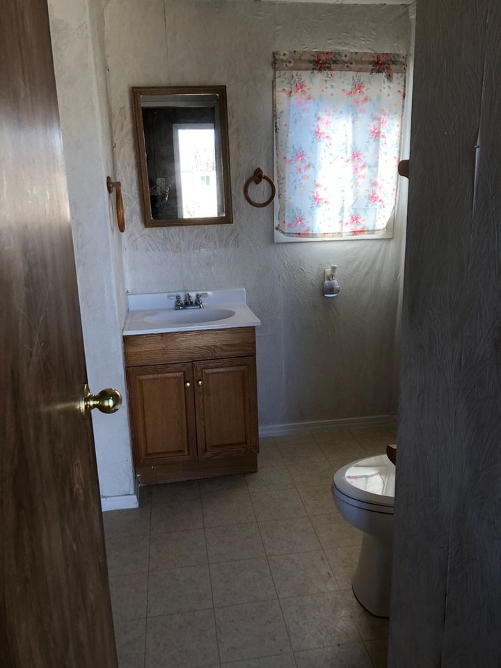 2725 Pueblo St - Photo 6 of 7