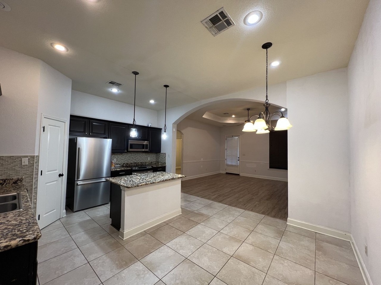 41229 Dove Landing Rd - Photo 4 of 16