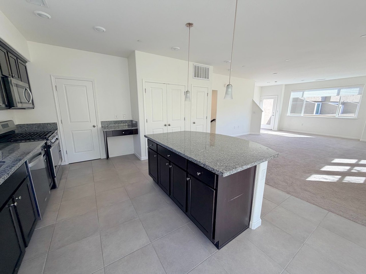 200 Mark Jeffrey Ln - Photo 5 of 41