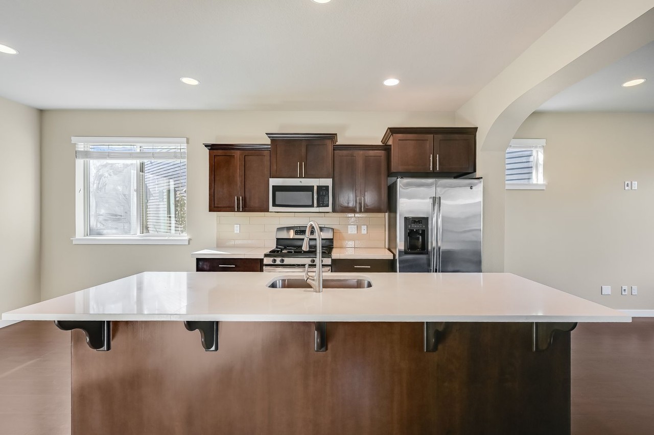 14020 Sw Burlwood Ln - Photo 4 of 12