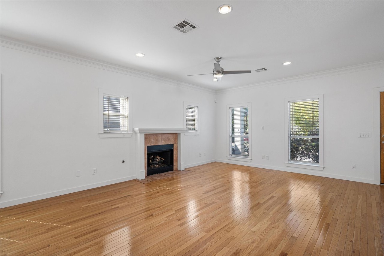 3403 Garden Villa Ln #A - Photo 5 of 34