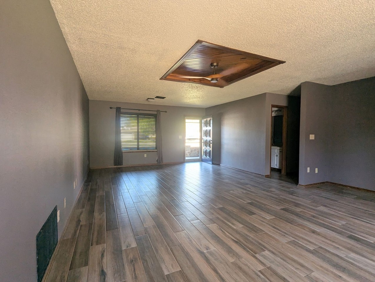 600 Sw 26th St - Photo 4 of 20