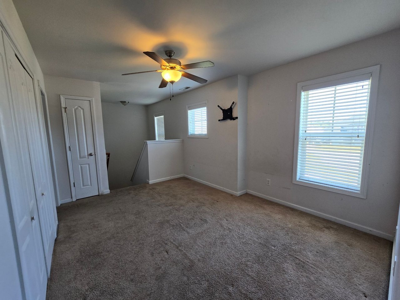 4938 Lion Heart Ln - Photo 4 of 42