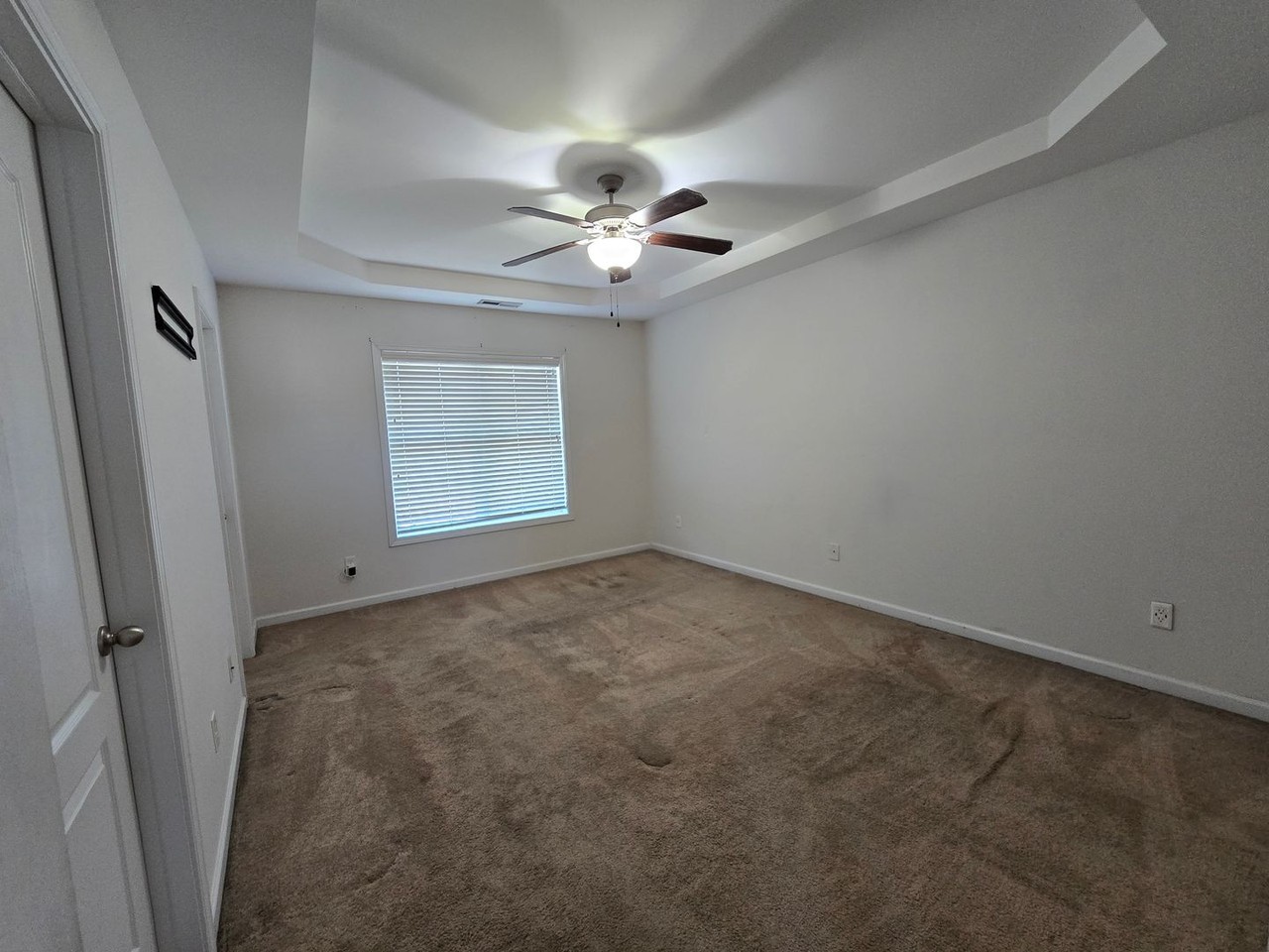 4938 Lion Heart Ln - Photo 5 of 42